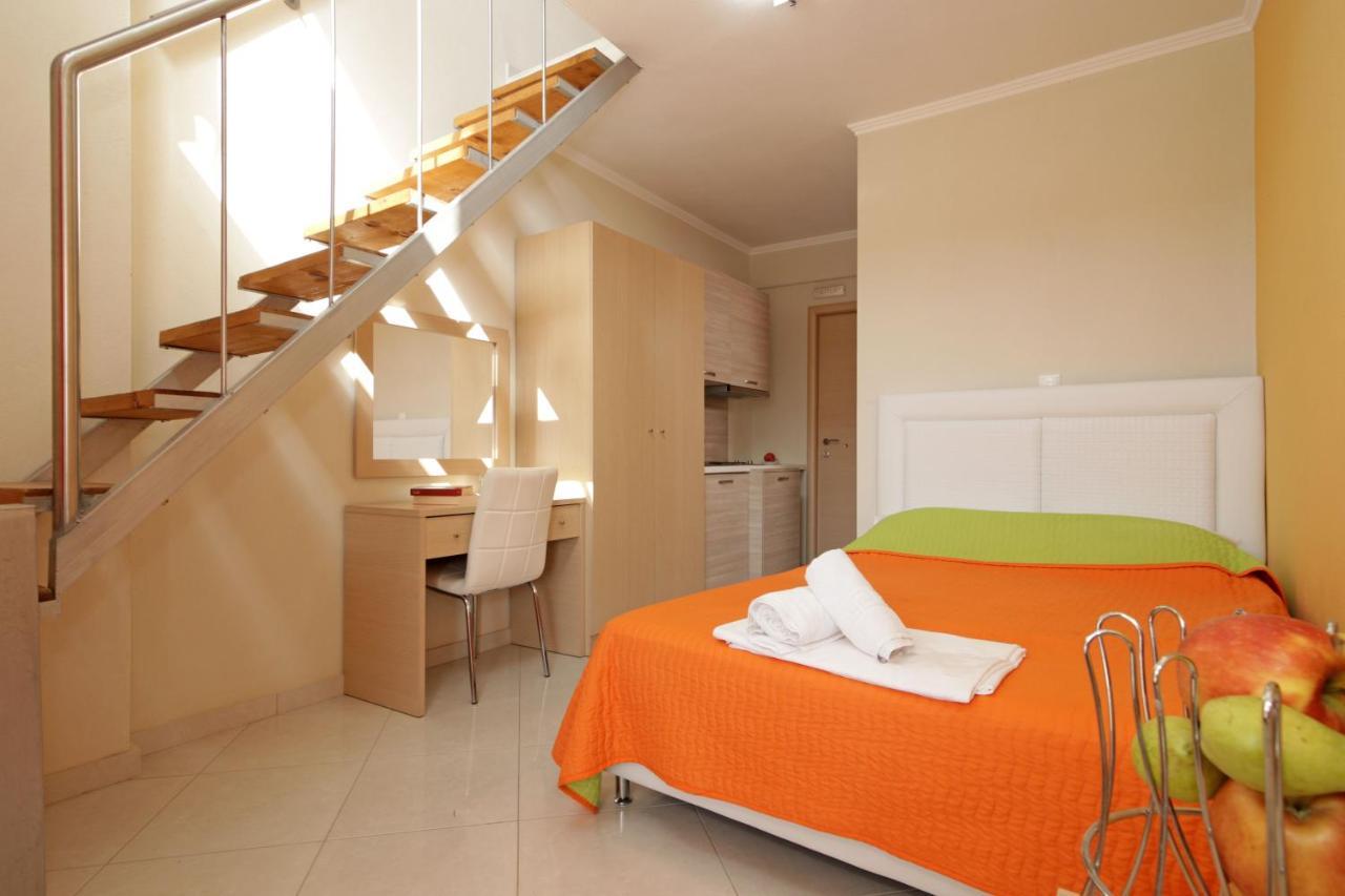 Mavridis Rooms 2 Nikiti  Luaran gambar