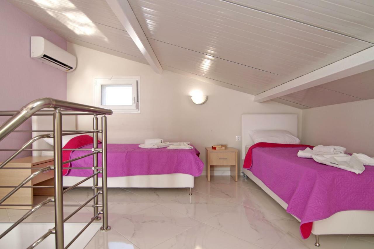 Mavridis Rooms 2 Nikiti  Luaran gambar