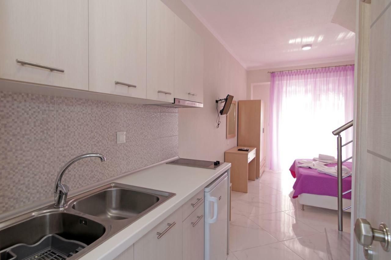 Mavridis Rooms 2 Nikiti  Luaran gambar